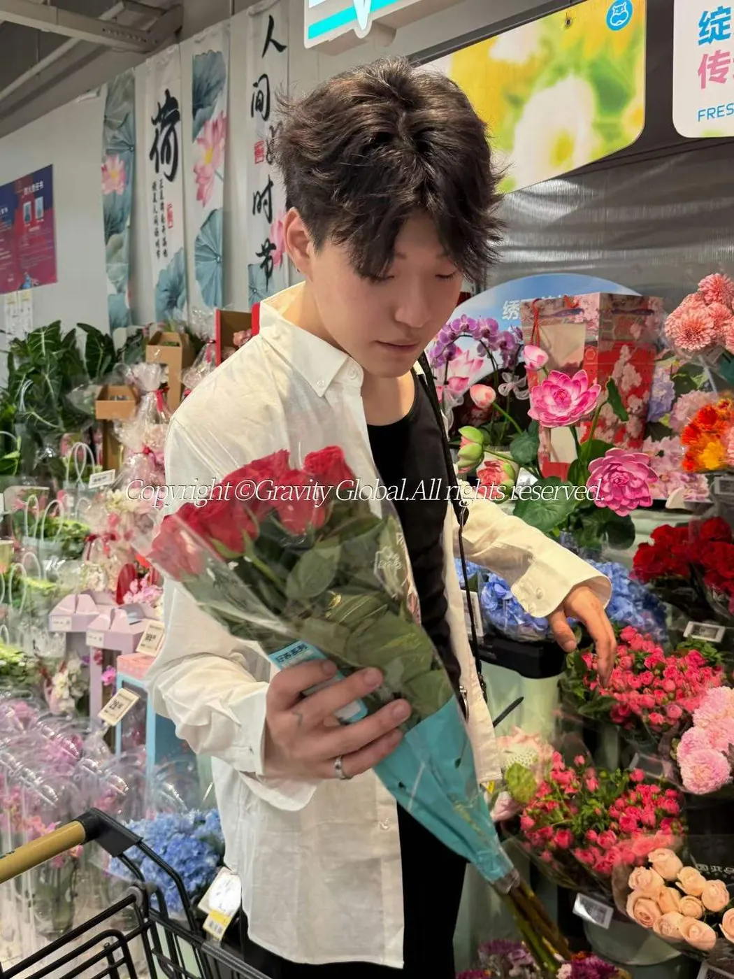 生活场景底图 生活烟火鲜花选购